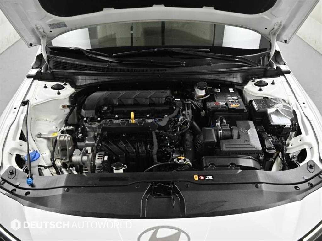 Hyundai Avante — photo 06