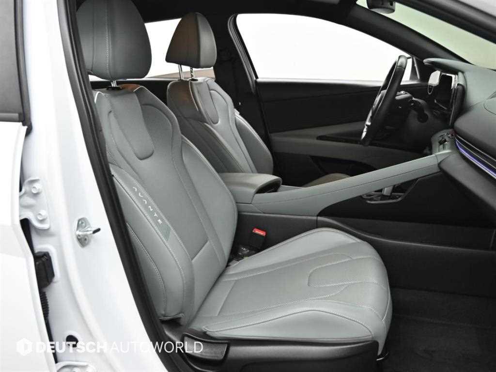Hyundai Avante — photo 10