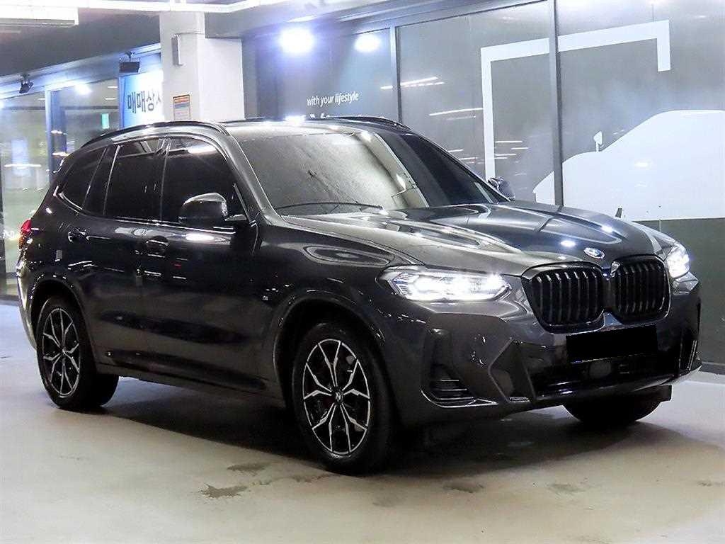 BMW X3 — photo 01