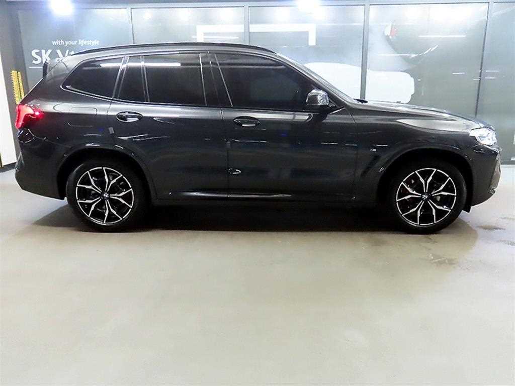BMW X3 — photo 03