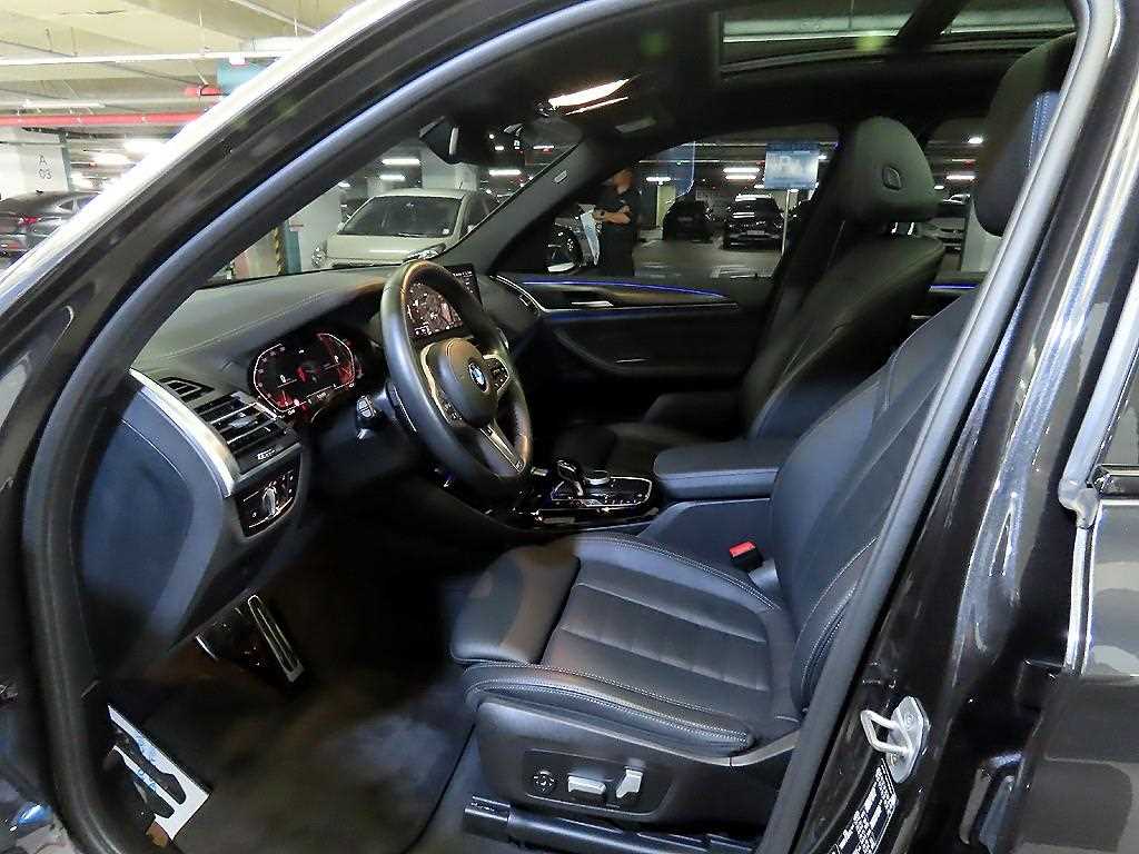 BMW X3 — photo 06