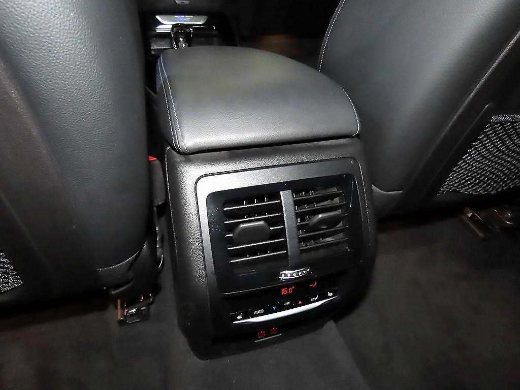 BMW X3 — photo 13