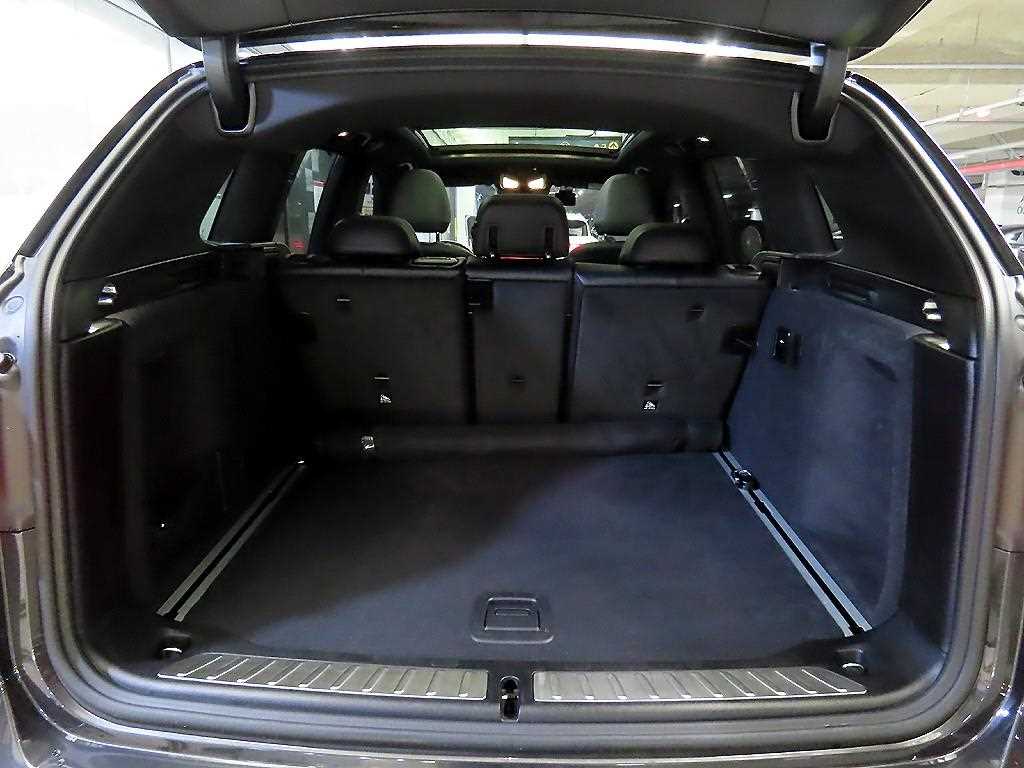 BMW X3 — photo 17