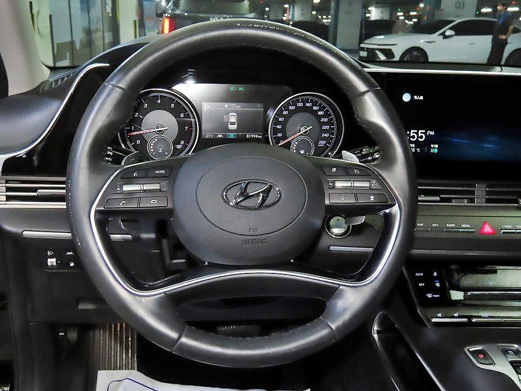 Hyundai Grandeur — photo 08