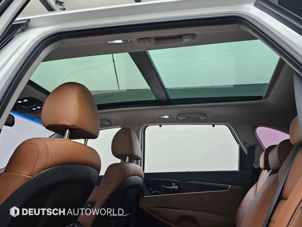 Kia Sorento — photo 07