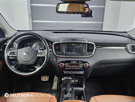 Kia Sorento — photo 08