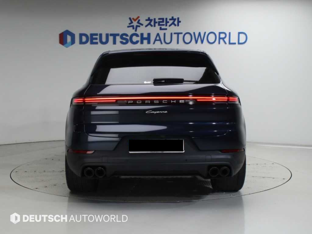 Porsche Cayenne — photo 04