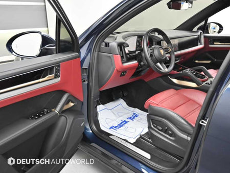 Porsche Cayenne — photo 11