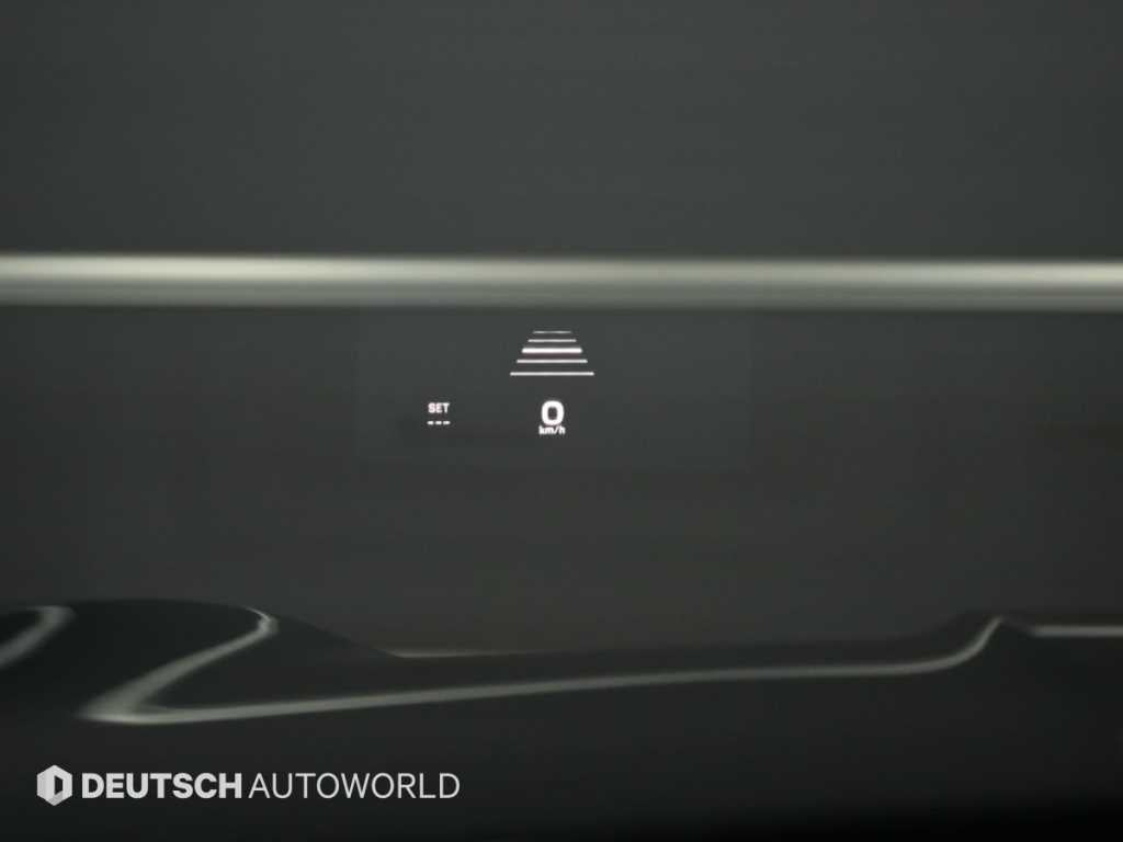 Porsche Cayenne — photo 17