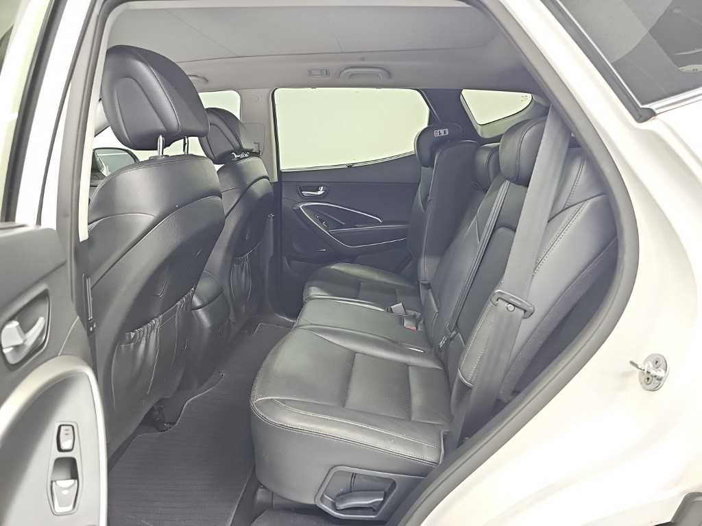 Hyundai Santafe — photo 12