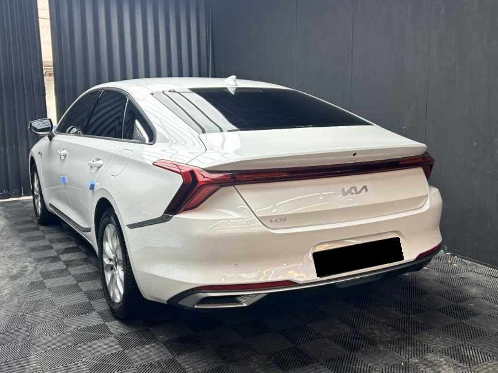 Kia K8 — photo 03