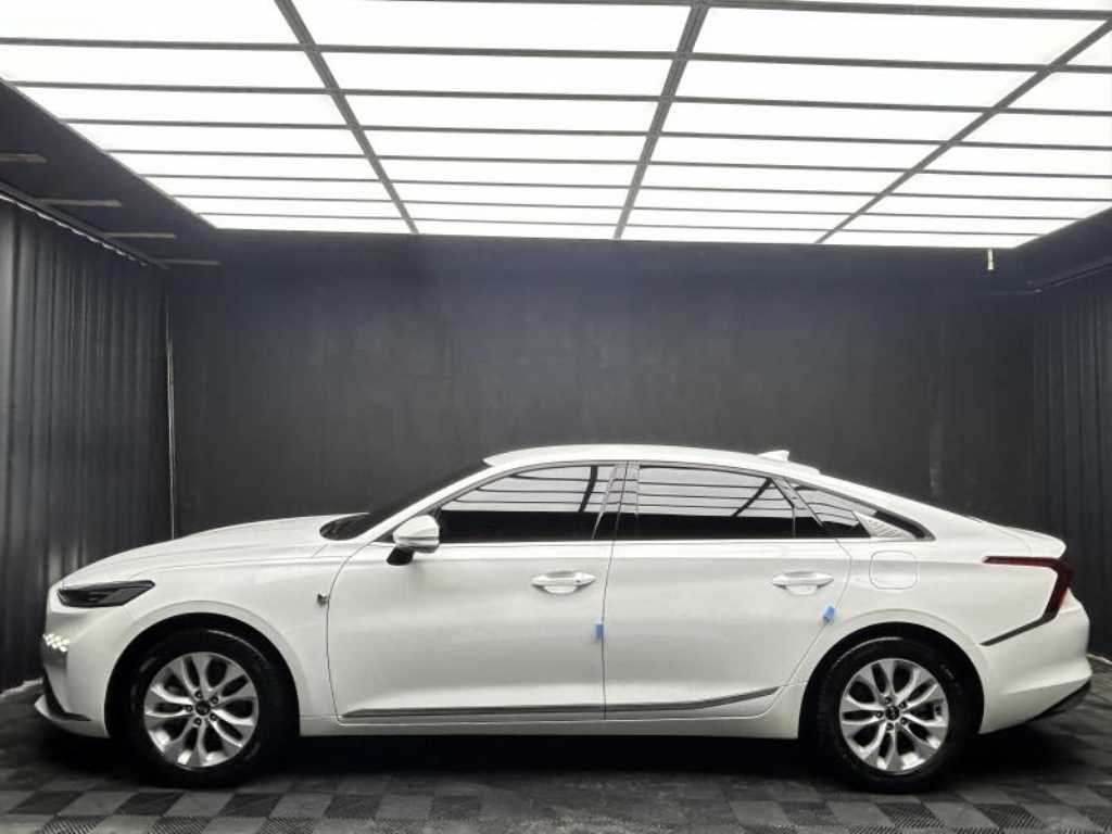 Kia K8 — photo 04
