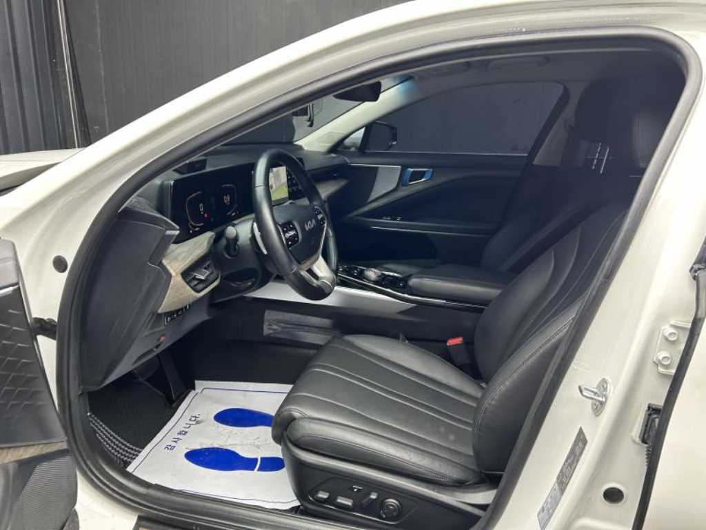 Kia K8 — photo 05