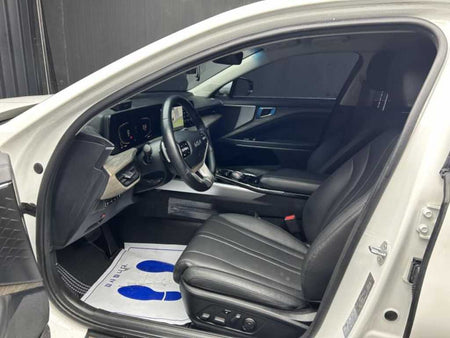 Kia K8 — photo 05
