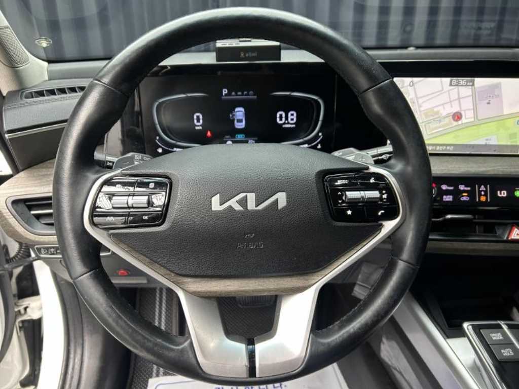 Kia K8 — photo 09