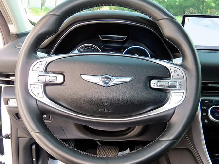 Genesis GV80 — photo 08
