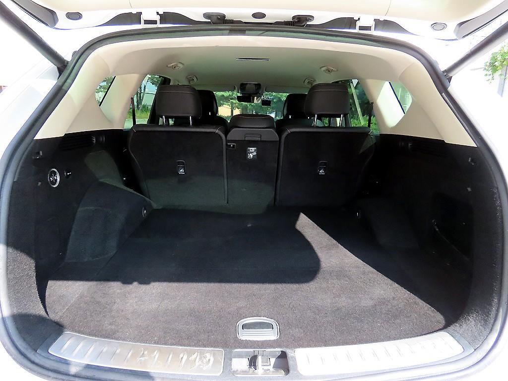 Genesis GV80 — photo 17