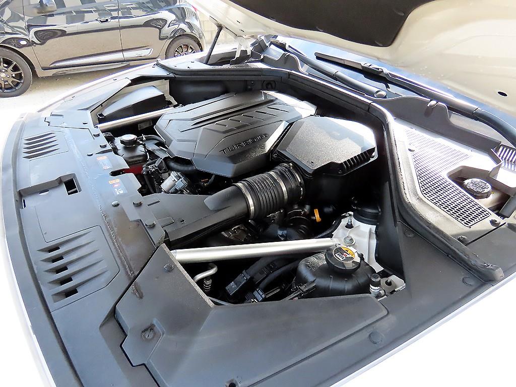 Genesis GV80 — photo 19