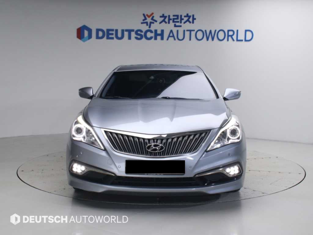 Hyundai Grandeur — photo 03