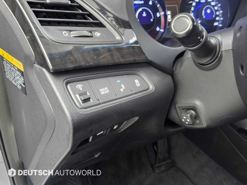 Hyundai Grandeur — photo 17