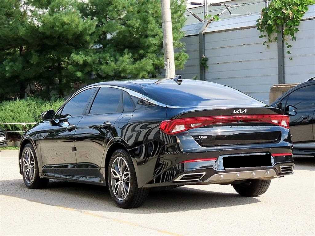 Kia K5 — photo 03