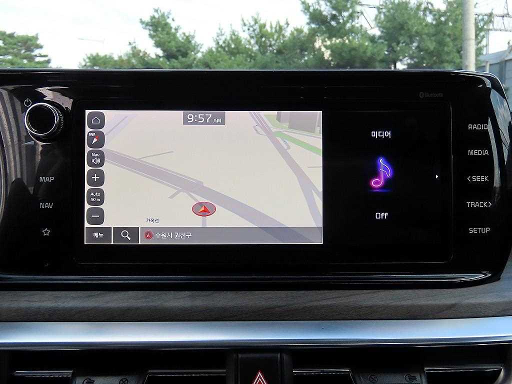 Kia K5 — photo 14