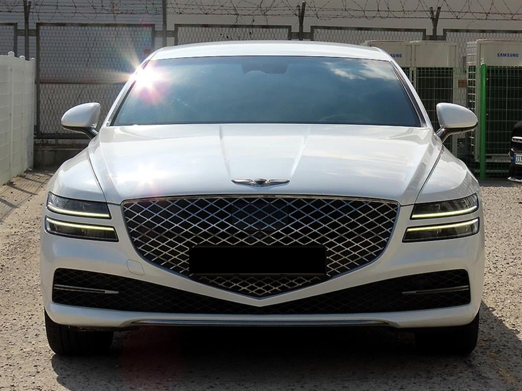Genesis G80 — photo 01