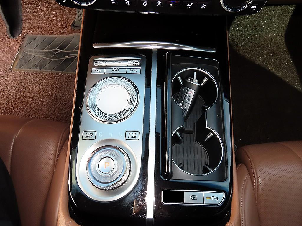 Genesis G80 — photo 11
