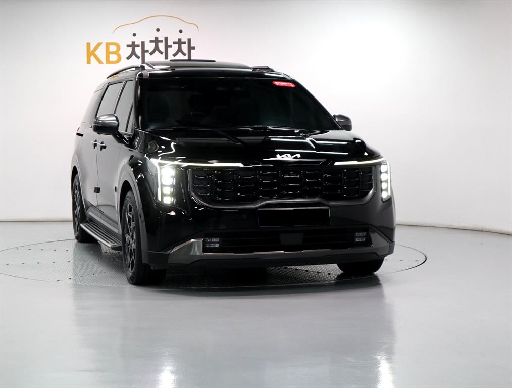 Kia Carnival — photo 02