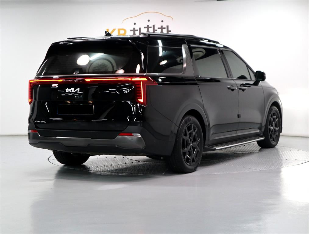 Kia Carnival — photo 03