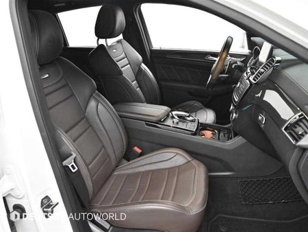 Mercedes-Benz GLE-Class — photo 13