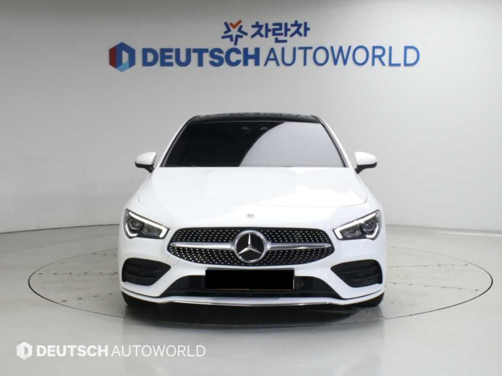 Mercedes-Benz CLA-Class — photo 03