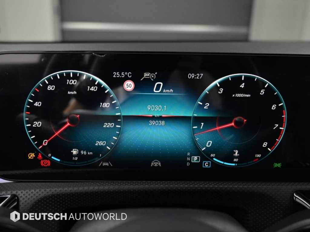 Mercedes-Benz CLA-Class — photo 06