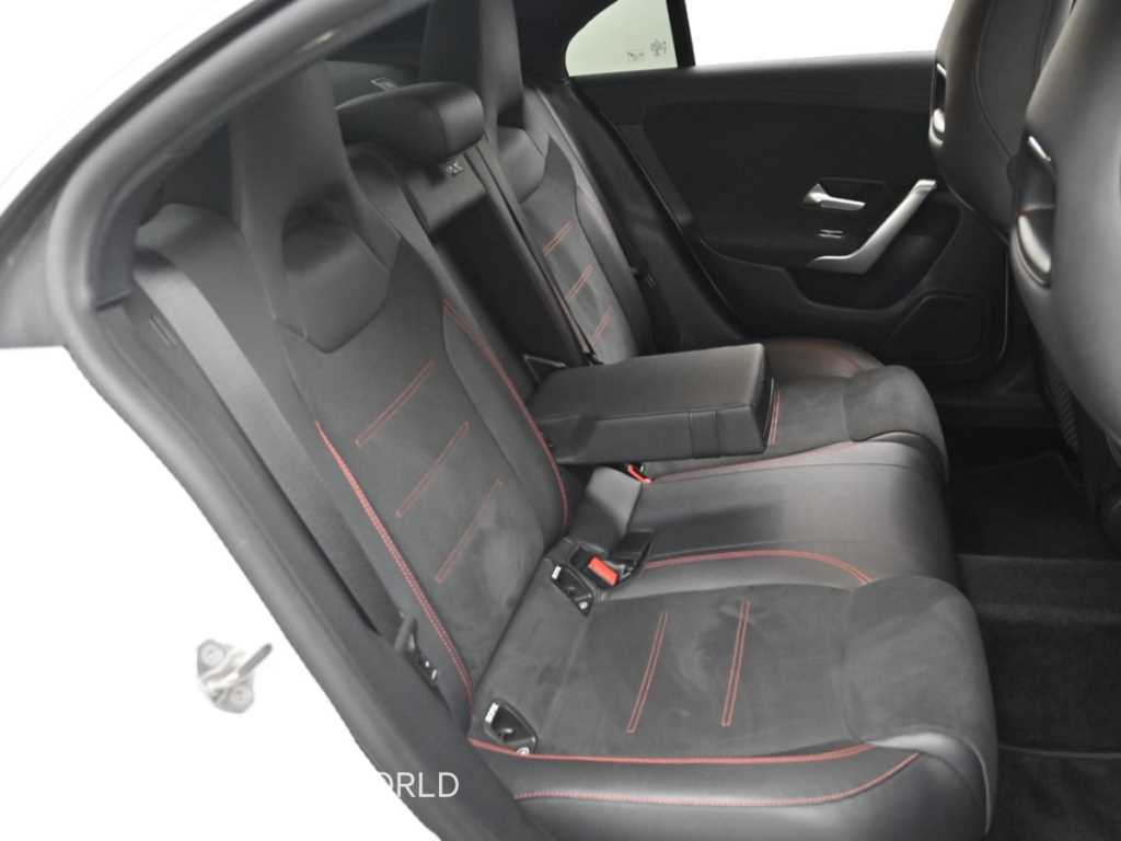 Mercedes-Benz CLA-Class — photo 12