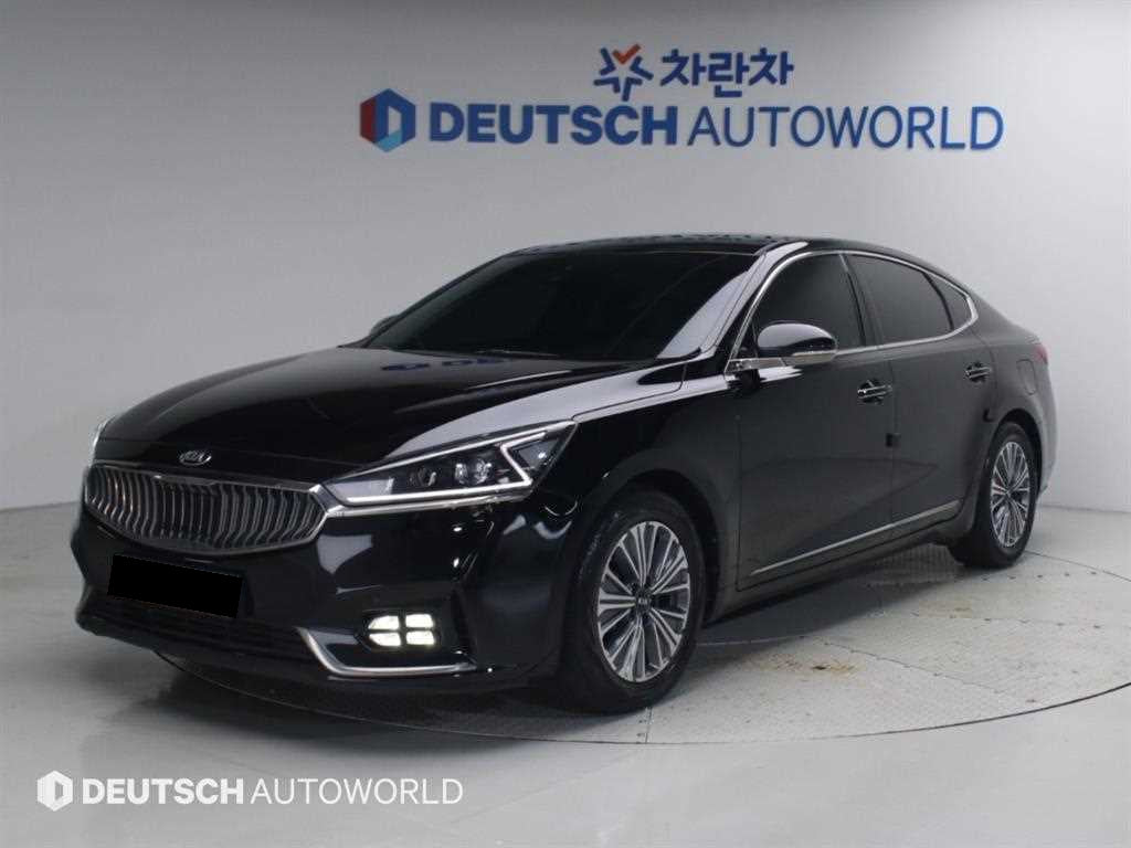 Kia K7 — photo 02