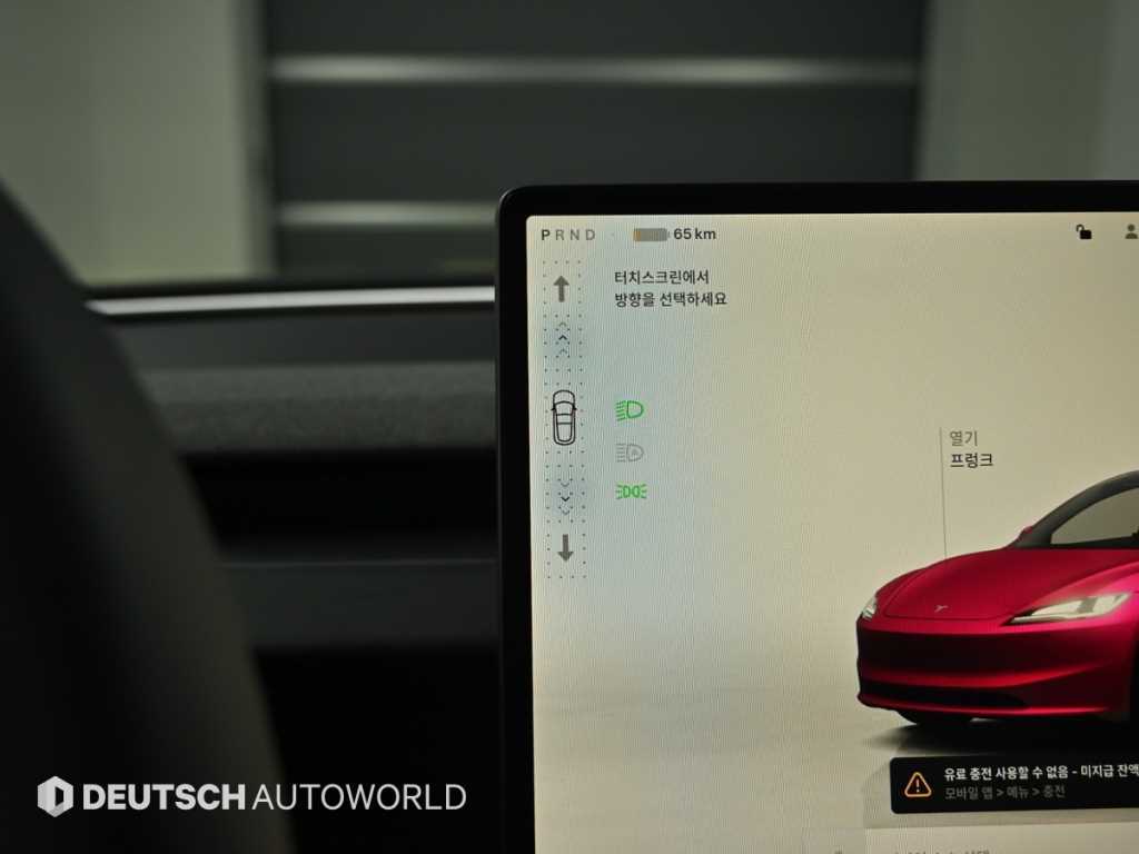Tesla Model 3 — photo 09