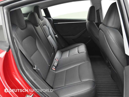 Tesla Model 3 — photo 12