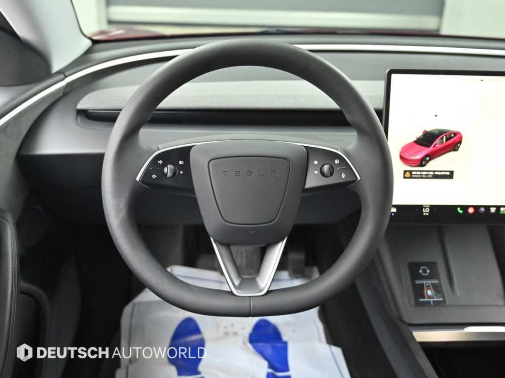 Tesla Model 3 — photo 13