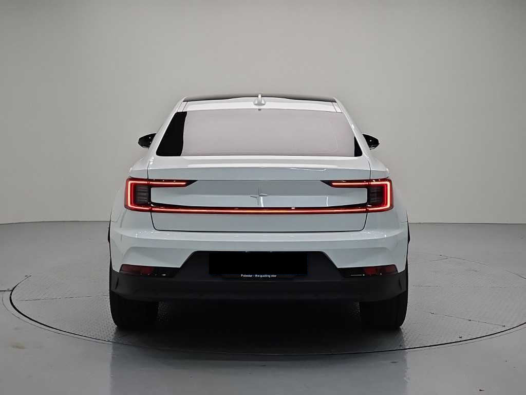 Polestar Polestar 2 — photo 03