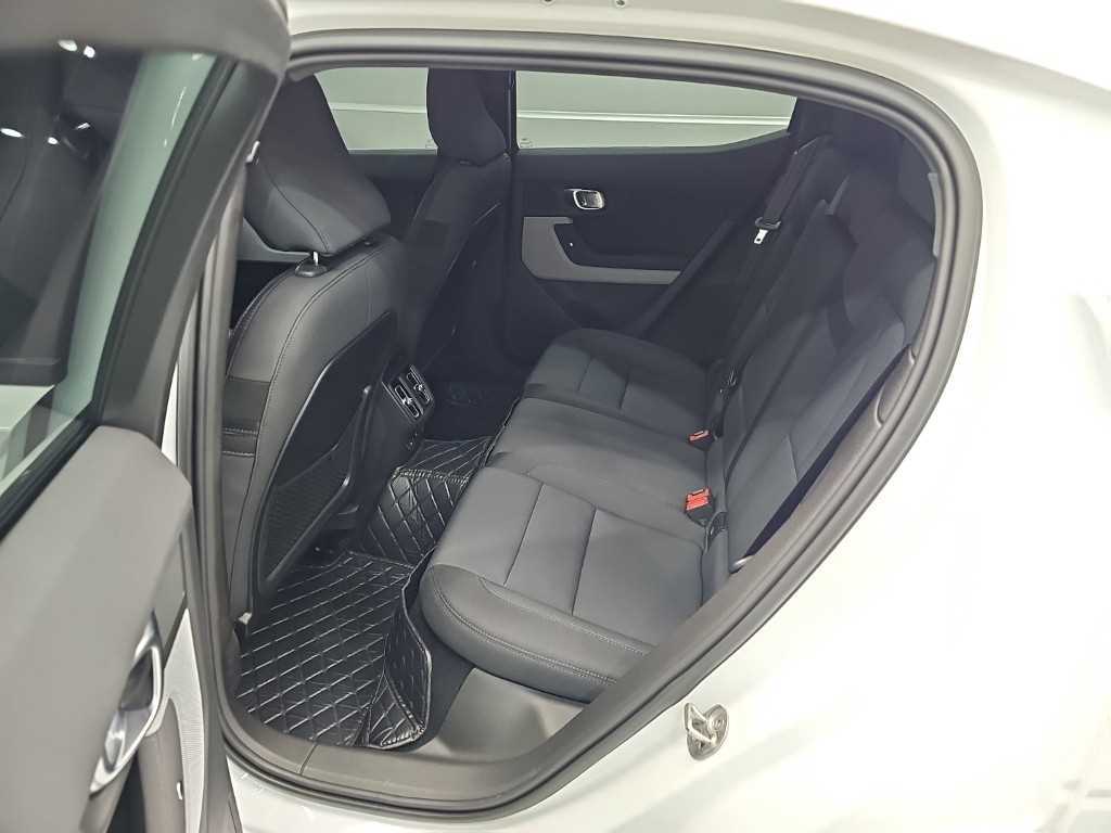 Polestar Polestar 2 — photo 12