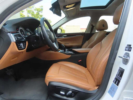 BMW 5-Series — photo 16