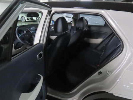 Hyundai Venue — photo 14