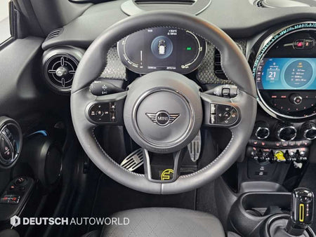 Mini Cooper — photo 13