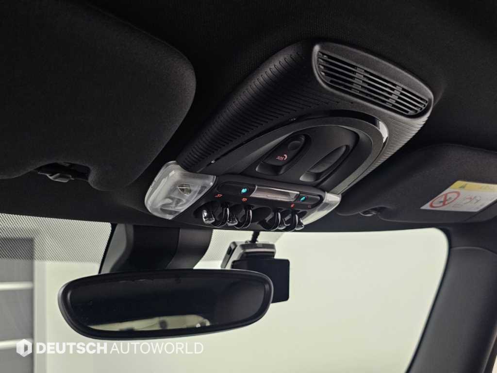Mini Cooper — photo 18