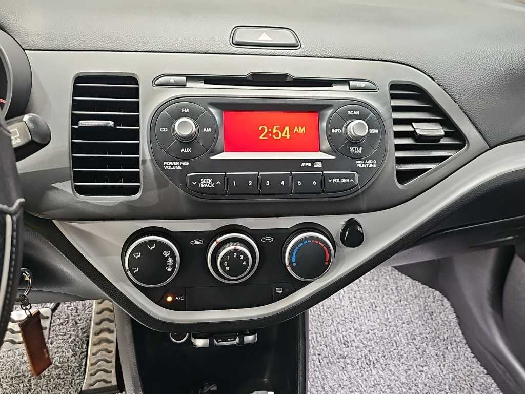 Kia Morning — photo 10