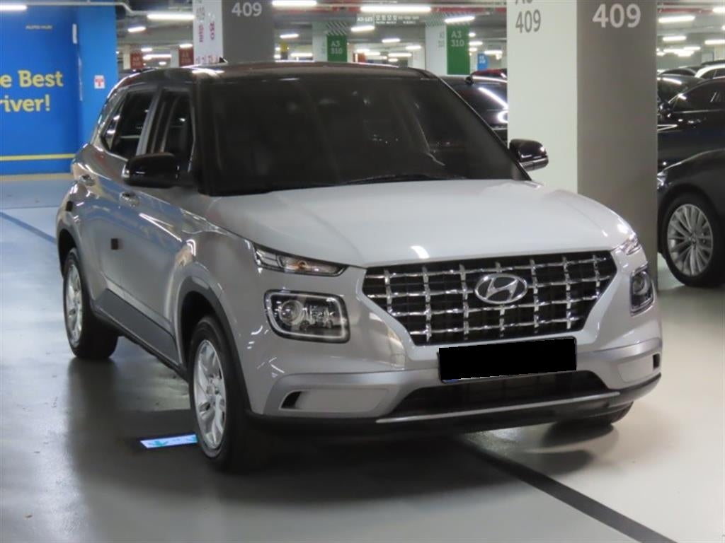 Hyundai Venue — photo 02