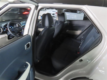 Hyundai Venue — photo 14