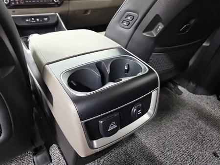 Kia Carnival — photo 14