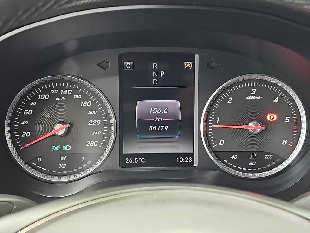 Mercedes-Benz GLC-Class — photo 06