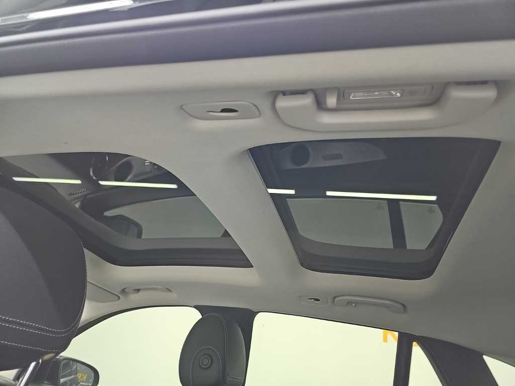 Mercedes-Benz GLC-Class — photo 14